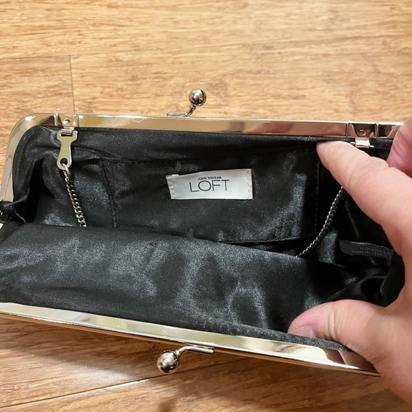 Ann Taylor LOFT black sequin evening bag w/ silver chain. Converts to clutch! - Picture 4 of 9